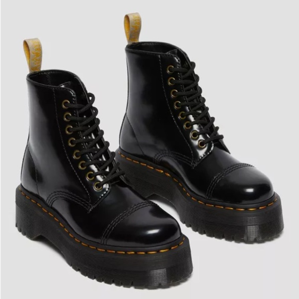 Dr. Doc Martens Sinclair Vegan Platform Boots